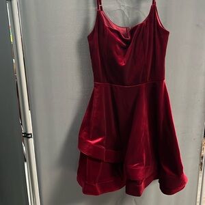 Vestido rojo de terciopelo talla 9